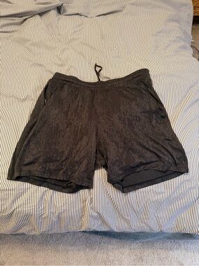 Lululemon Pace Breaker Lined Short 7” Large